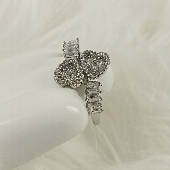 Fashion Jewelry Women's Ring Size 10 Heart Shape Crystal Stainless Steel - Picture 5 of 8